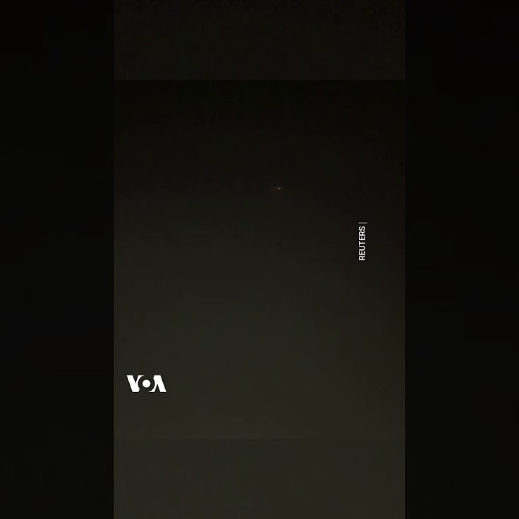 صدایی آژیر خطر و رهگیری موشک حوثیها در آسمان اسرائیل صدایی آژیر خطر و رهگیری موشک حوثیها در آسمان اسرائیل