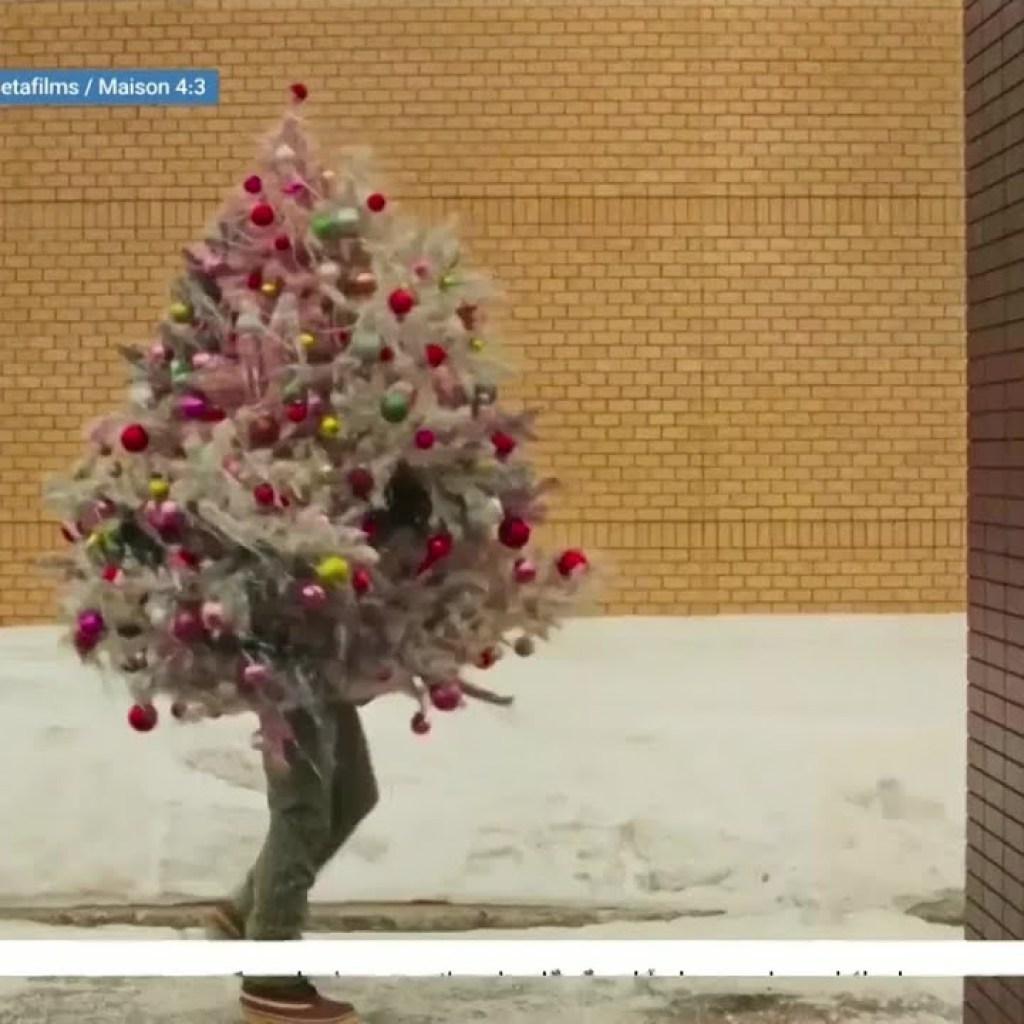 آواز بوقلمون، فیلمی به زبان فارسی و ادای دین به سینمای ایران آواز بوقلمون، فیلمی به زبان فارسی و ادای دین به سینمای ایران