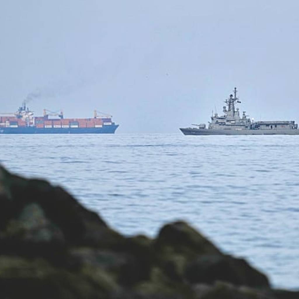 اروپا و ژاپن آمادگی خود را برای ایمن سازی هرمز با از سرگیری ترافیک نفتکش ها به صورت انتخابی اعلام می کنند اروپا و ژاپن آمادگی خود را برای ایمن سازی هرمز با از سرگیری ترافیک نفتکش ها به صورت انتخابی اعلام می کنند