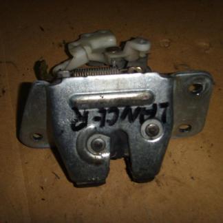 ZAMEK KLAPY TYŁ TYLNEJ LANCER KOMBI 03-08r ZAMEK KLAPY TYŁ TYLNEJ LANCER KOMBI 03-08r