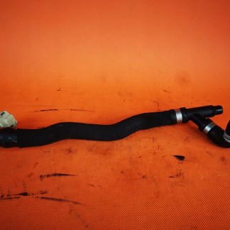 Volvo V40 Wąż Przewód wody chłodzenia 31368077 31368077 / / A.0.1.7. / (Frog_Cars) Volvo V40 Wąż Przewód wody chłodzenia 31368077 31368077 / / A.0.1.7. / (Frog_Cars)