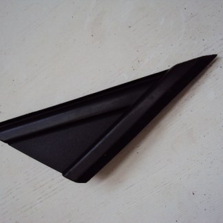 TRÓJKĄT NA BŁOTNIK PRAWY SEAT LEON III CUPRA 5F0853274B TRÓJKĄT NA BŁOTNIK PRAWY SEAT LEON III CUPRA 5F0853274B