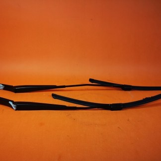 VW Polo 6R 1.6 TDI Ramiona Wycieracze L P Komplet 6r1955410a / 6r1955409a 6r1955410a / 6r1955409a / A.0.1.3. / (Frog_Cars) VW Polo 6R 1.6 TDI Ramiona Wycieracze L P Komplet 6r1955410a / 6r1955409a 6r1955410a / 6r1955409a / A.0.1.3. / (Frog_Cars)