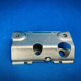 Uchwyt szyny bagażnika Audi A6 S6 RS6 4G9863254 Uchwyt szyny bagażnika Audi A6 S6 RS6 4G9863254