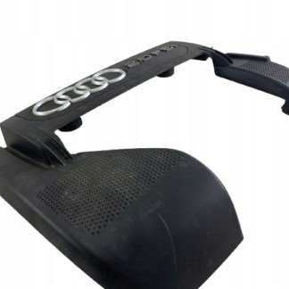 AUDI A3 8P 2.0 FSI OSŁONA OBUDOWA SILNIKA 06F103925A AUDI A3 8P 2.0 FSI OSŁONA OBUDOWA SILNIKA 06F103925A
