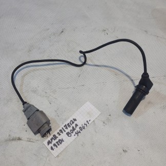 CZUJNIK POŁOŻENIA WAŁU VOLKSWAGEN BORA 1.9TDI 74KW 01r. 37508 FEB/ZS CZUJNIK POŁOŻENIA WAŁU VOLKSWAGEN BORA 1.9TDI 74KW 01r. 37508 FEB/ZS