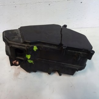 AUDI Q7 3.0TDI SKRZYNKA BEZPIECZNIKÓW 01 AUDI Q7 3.0TDI SKRZYNKA BEZPIECZNIKÓW 01