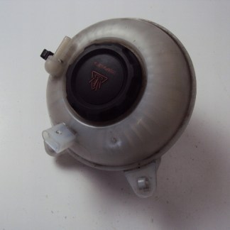 ZBIORNICZEK WYRÓWNAWCZY SEAT LEON III 1.5 TFSI FR 5Q0121407S ZBIORNICZEK WYRÓWNAWCZY SEAT LEON III 1.5 TFSI FR 5Q0121407S