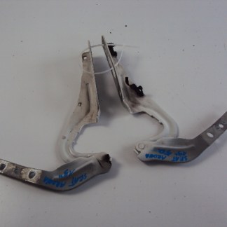 ZAWIASY MASKI SEAT ARONA 1.0 TSI 19 R ZAWIASY MASKI SEAT ARONA 1.0 TSI 19 R