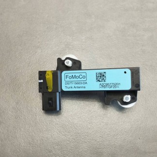 VW Amarok II WZMACNIACZ ANTENA DS7T15603DA VW Amarok II WZMACNIACZ ANTENA DS7T15603DA