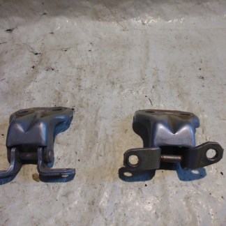 ZAWIASY DRZWI PRAWE TYŁ KOMPLET SUBARU IMPREZA GC ZAWIASY DRZWI PRAWE TYŁ KOMPLET SUBARU IMPREZA GC