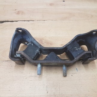 ŁAPA PODUSZKA SKRZYNI SUBARU FORESTER III 2.0D ŁAPA PODUSZKA SKRZYNI SUBARU FORESTER III 2.0D