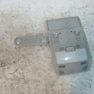 AUDI A4 B8 SEDAN LAMPKI WNĘTRZA 8T0947135BF 8T0947111BET1 01 AUDI A4 B8 SEDAN LAMPKI WNĘTRZA 8T0947135BF 8T0947111BET1 01