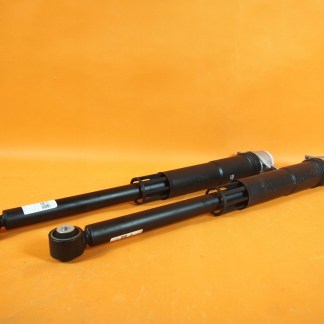 Audi A1 GB 82 Amortyzatory TYŁ Tylne KOMPLET 2q0512013cg 2q0512013cg / A.0.6.3. / (Frog_Cars) Audi A1 GB 82 Amortyzatory TYŁ Tylne KOMPLET 2q0512013cg 2q0512013cg / A.0.6.3. / (Frog_Cars)