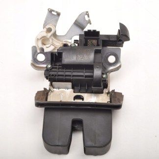 Skoda Karoq CUPRA FORMENTOR ZAMEK BAGAŻNIKA KLAPY 5F082750510S 2024R Skoda Karoq CUPRA FORMENTOR ZAMEK BAGAŻNIKA KLAPY 5F082750510S 2024R