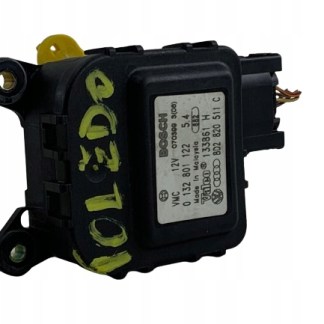 AUDI A3 8L VW GOLF IV SILNICZEK NAGRZEWNICY 8D2820511C AUDI A3 8L VW GOLF IV SILNICZEK NAGRZEWNICY 8D2820511C
