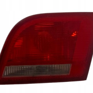 AUDI A3 8P LAMPA PRAWA TYŁ KLAPA 8P4945094B AUDI A3 8P LAMPA PRAWA TYŁ KLAPA 8P4945094B