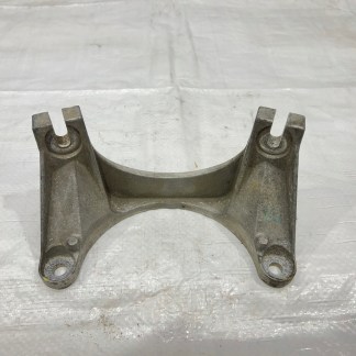 ALFA ROMEO ŁAPA PODUSZKA WSPORNIK MOCOWANIE SILNIKA SKRZYNI 50533473 ALFA ROMEO ŁAPA PODUSZKA WSPORNIK MOCOWANIE SILNIKA SKRZYNI 50533473