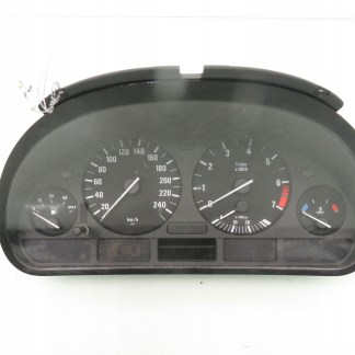 LICZNIK BMW 5 E39 520 i 62116903794 110008735 87001374 LICZNIK BMW 5 E39 520 i 62116903794 110008735 87001374