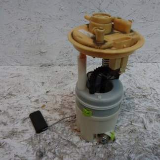 MITSUBISHI COLT POMPKA PALIWA 4A90 01 MITSUBISHI COLT POMPKA PALIWA 4A90 01