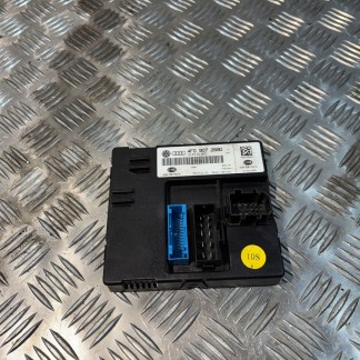 Moduł komfortu Audi A6 C6 2,4 V6 4F0907289D Moduł komfortu Audi A6 C6 2,4 V6 4F0907289D