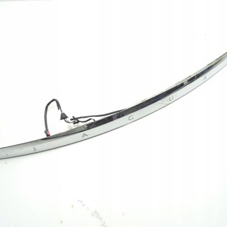 BLENDA KLAPY BAGAŻNIKA TYŁ TYLNA POD KAMERĘ JAGUAR XF X250 8X23-13550-BG BLENDA KLAPY BAGAŻNIKA TYŁ TYLNA POD KAMERĘ JAGUAR XF X250 8X23-13550-BG