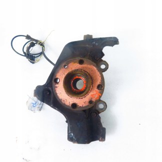 ZWROTNICA PIASTA PRZEDNIA PRAWA FIAT LINEA 1.4 ZWROTNICA PIASTA PRZEDNIA PRAWA FIAT LINEA 1.4