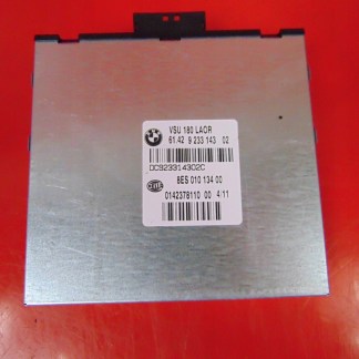 BMW X3 F25 F10 F20 F30 MODUŁ STEROWNIK NAPIĘCIA 9233143 BMW X3 F25 F10 F20 F30 MODUŁ STEROWNIK NAPIĘCIA 9233143