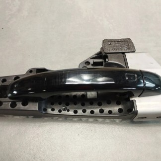 Audi A1 8X KLAMKA PRAWA LY9B 8X3837950B Audi A1 8X KLAMKA PRAWA LY9B 8X3837950B