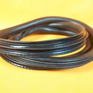 Volvo V40 Uszczelka Drzwi TYŁ Tylna 31457616 31457616 / (Frog_Cars) Volvo V40 Uszczelka Drzwi TYŁ Tylna 31457616 31457616 / (Frog_Cars)