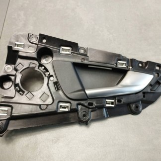 Audi A7 4G 2016 KLAMKA WEWNĘTRZNA PRAWA TYŁ 4G8839020 Audi A7 4G 2016 KLAMKA WEWNĘTRZNA PRAWA TYŁ 4G8839020