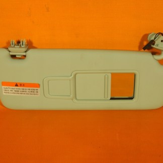 Audi A5 8T Osłona Przeciwsłoneczna PRAWA 8k0857552 8k0857552 / A.0.8.4. / (Frog_Cars) Audi A5 8T Osłona Przeciwsłoneczna PRAWA 8k0857552 8k0857552 / A.0.8.4. / (Frog_Cars)