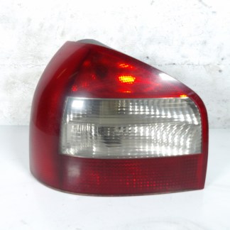 AUDI A3 8L HATCHBACK 5D LAMPA TYŁ LEWA 01 AUDI A3 8L HATCHBACK 5D LAMPA TYŁ LEWA 01