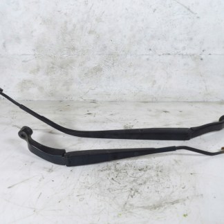 MAZDA 2 RAMIĘ WYCIERACZKI PRZÓD 01 MAZDA 2 RAMIĘ WYCIERACZKI PRZÓD 01