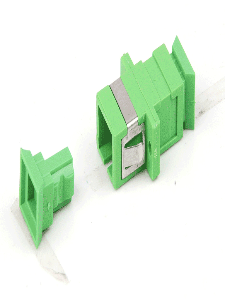 SBE TECH SBE-ADAPSCAPC-S – Adaptador simplex de SC APC a SC APC Monomo