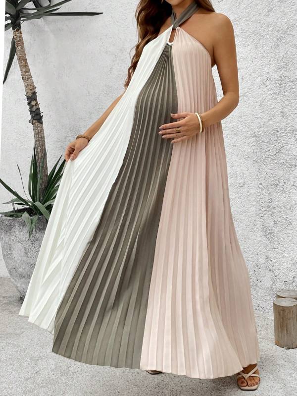 Halter kaela avatud seljaga kleit Halter kaela avatud seljaga kleit