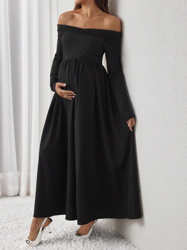 Must pikkade varrukatega bodycon kleit Must pikkade varrukatega bodycon kleit