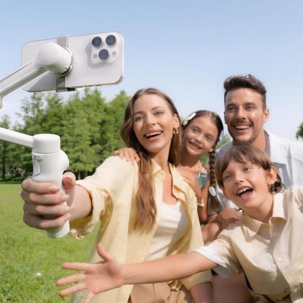 Insta360 has a cheaper flow for the public 2 zimbal Insta360 has a cheaper flow for the public 2 zimbal