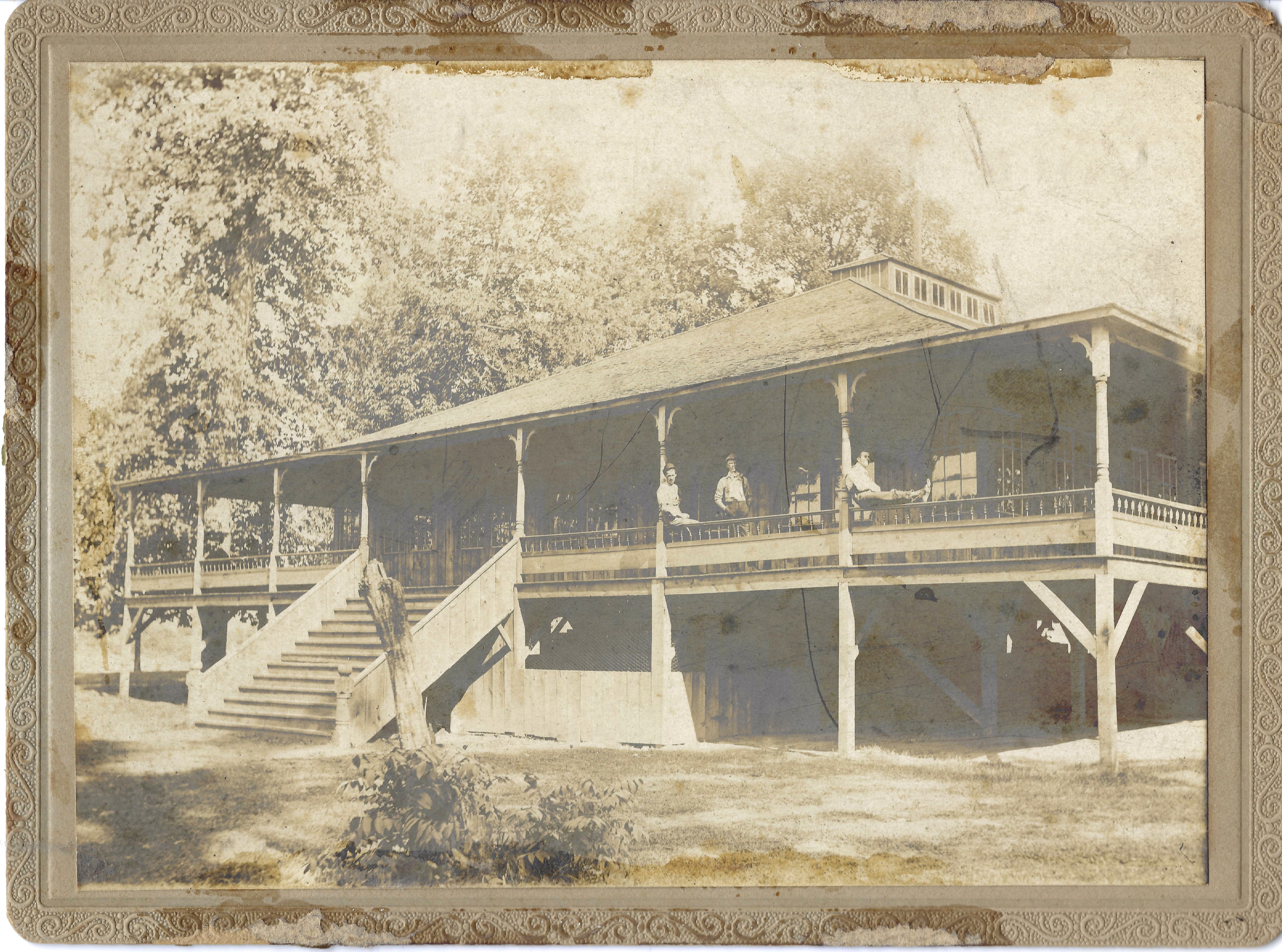 Postcard: Lodge Postcard: Lodge