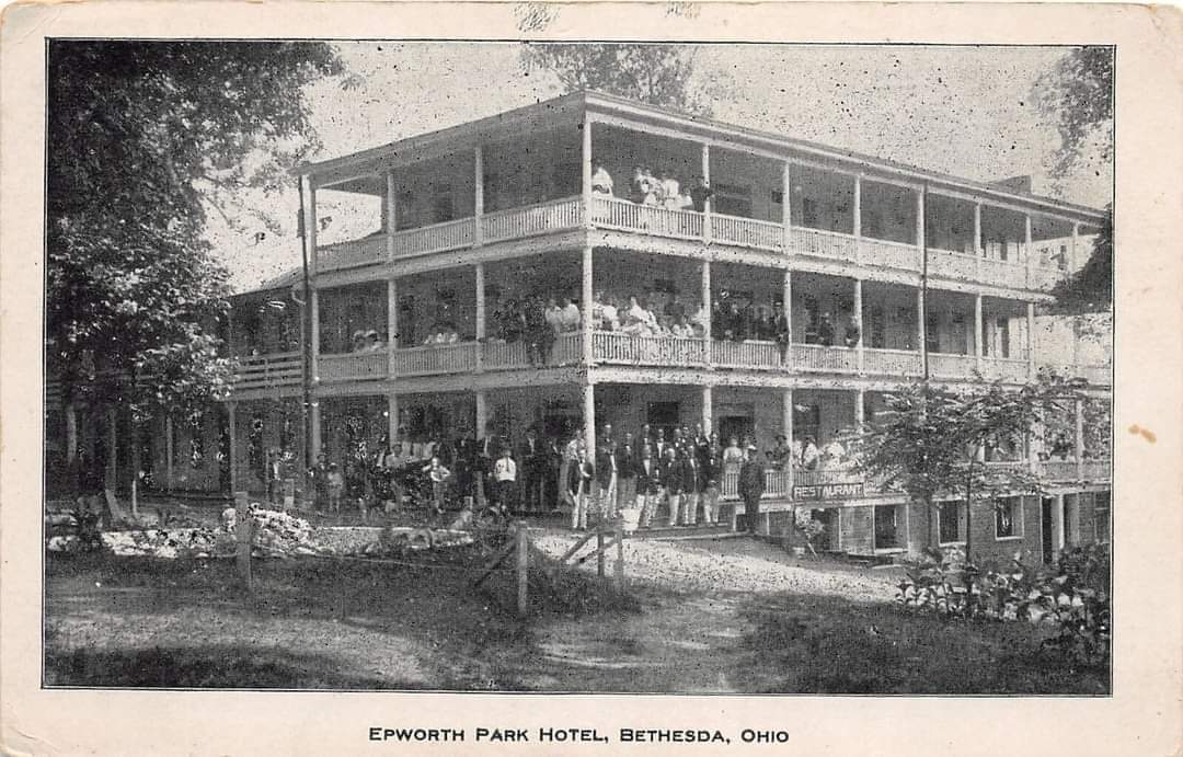 Postcard: Hotel Postcard: Hotel