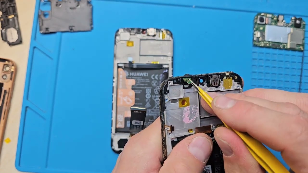 Huawei Y5 2019 Screen Replacement With Frame And Battery (Service Pack) Huawei Y5 2019 Screen Replacement With Frame And Battery (Service Pack)
