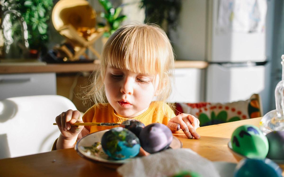 Families paint ‘Easter potatoes’ after surge in egg prices Families paint ‘Easter potatoes’ after surge in egg prices