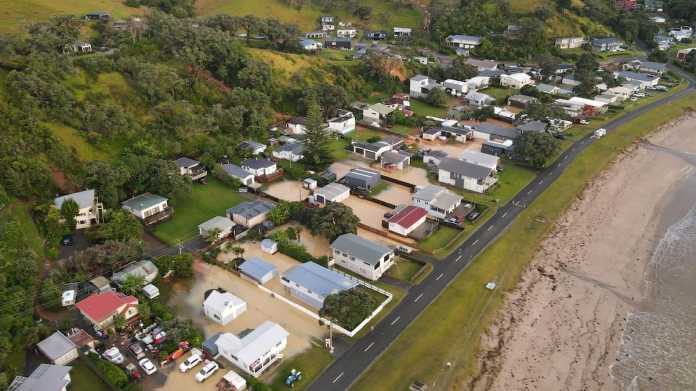 Northland Weather Alert: Road Closures and Flood Warnings Northland Weather Alert: Road Closures and Flood Warnings