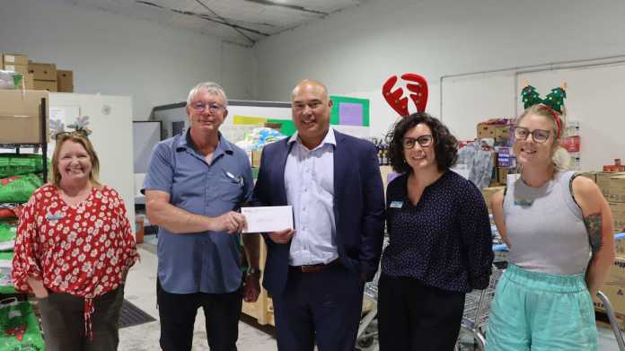 Port of Tauranga Supports Local Community with ,000 Foodbank Donation Port of Tauranga Supports Local Community with ,000 Foodbank Donation