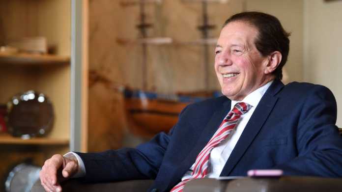 Invercargill Bids Farewell: Sir Tim Shadbolt’s Funeral Service Details Announced Invercargill Bids Farewell: Sir Tim Shadbolt’s Funeral Service Details Announced