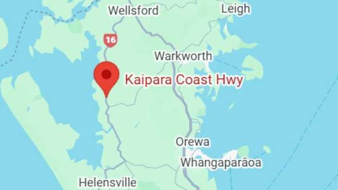 Police Close Kaipara Coast Highway After Early Morning Incident Police Close Kaipara Coast Highway After Early Morning Incident