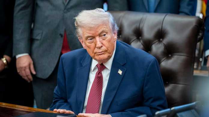 Resisting US Overreach: NZ and Australia’s Visa Conundrum Resisting US Overreach: NZ and Australia’s Visa Conundrum