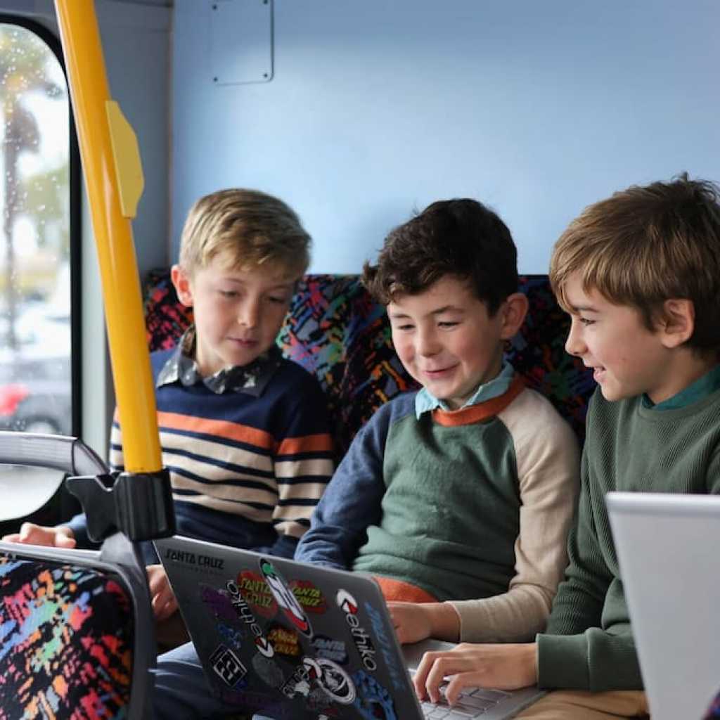 Setting the Record Straight on Hawke’s Bay Public Transport Setting the Record Straight on Hawke’s Bay Public Transport