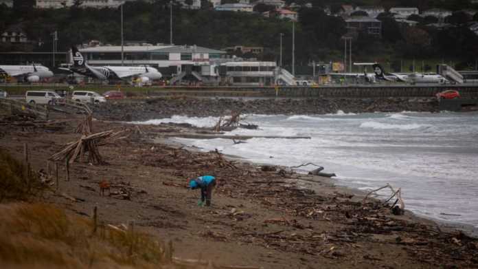 Wellington and Lower Hutt Under Water Pollution Alert Wellington and Lower Hutt Under Water Pollution Alert