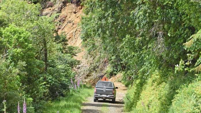 Major Repair Underway: Motu Rd Closure to Last Several Months Major Repair Underway: Motu Rd Closure to Last Several Months